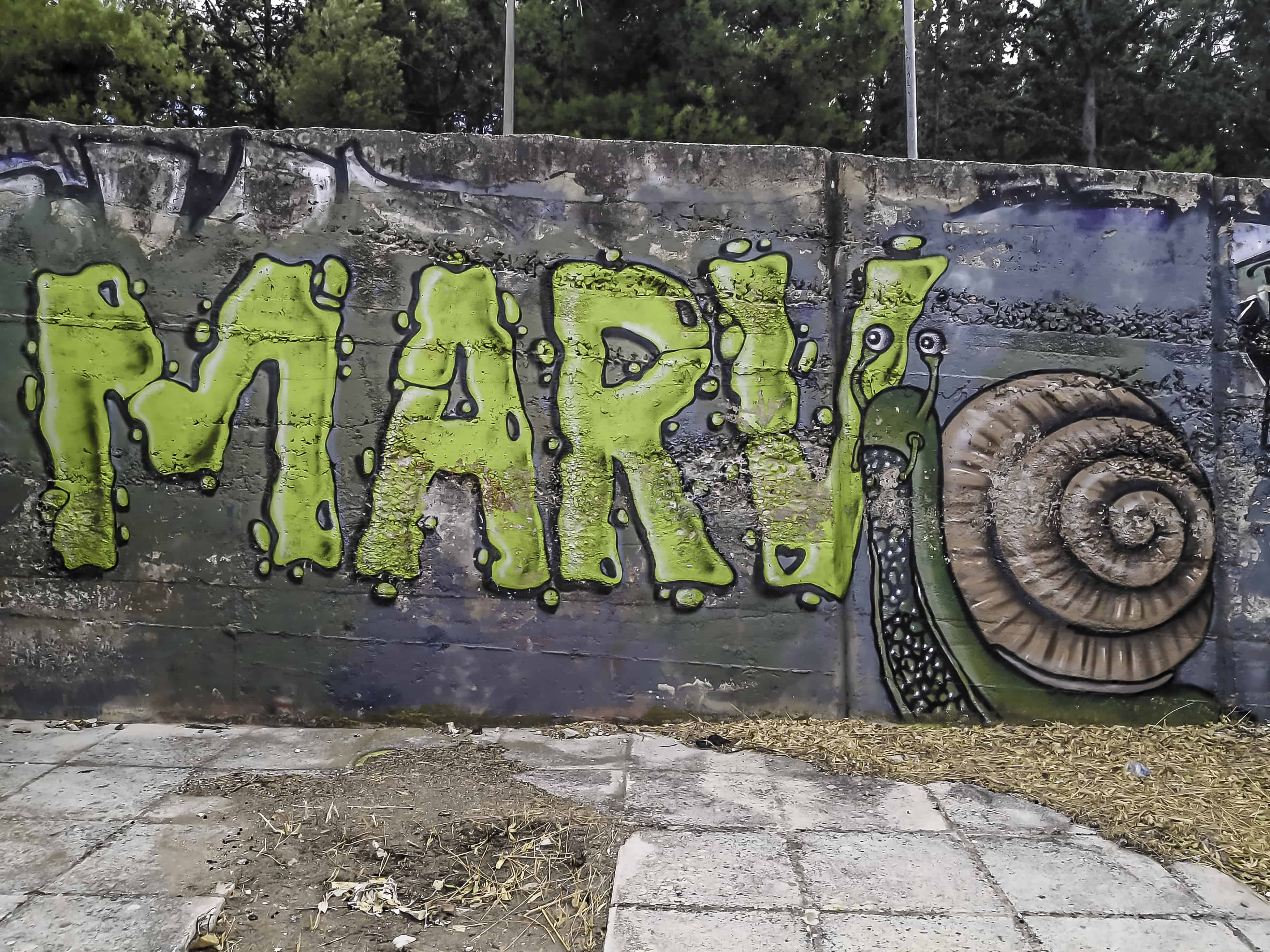 Στα γκράφιτι της Αθήνας και ο Marv ο Σαλίγκαρος