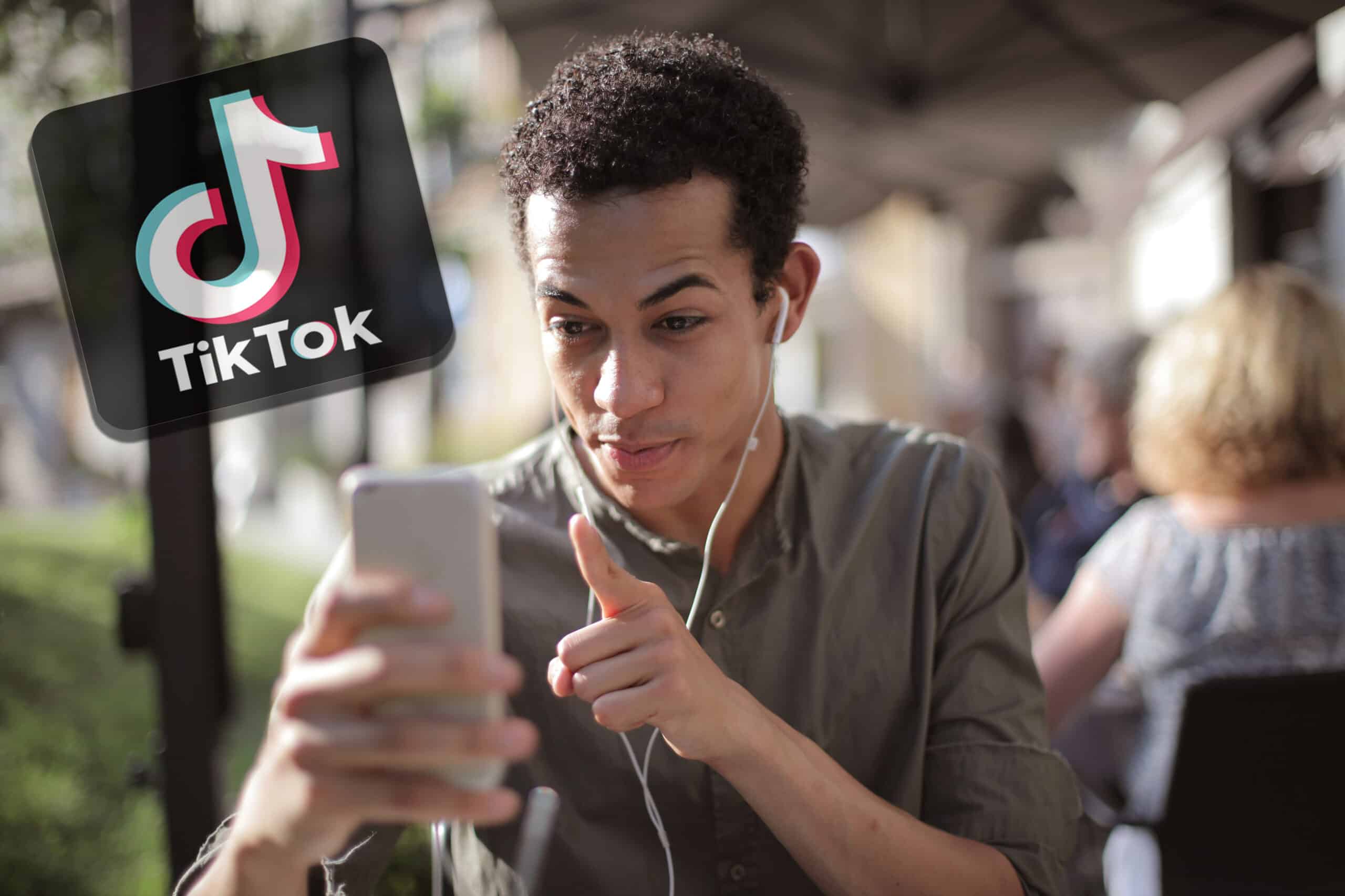 Η εφαρμογή Tik Tok κερδίζει συνεχώς έδαφος απέναντι στα πιο δημοφιλή social - logariasmos