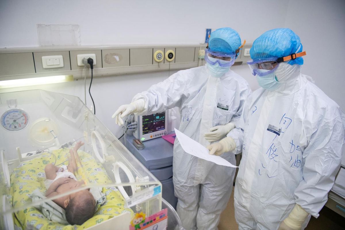 Κορωνοϊός: Πρώτη φορά γεννήθηκε μωρό με νέο κορωνοϊό και αντισώματα μαζί
